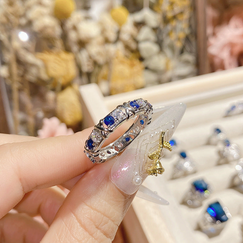 Blue corundum diopside colored treasure ring