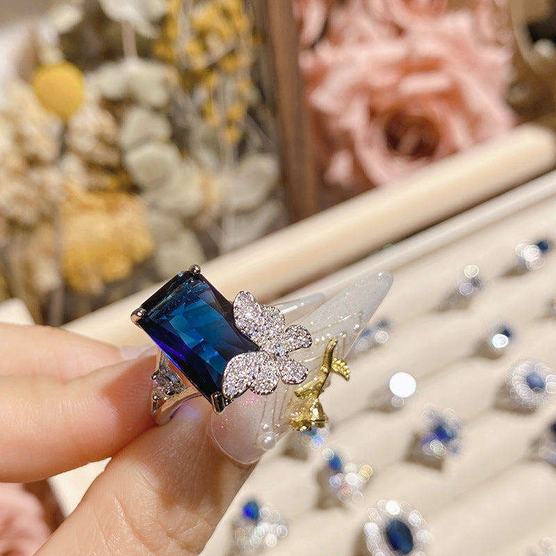 Blue corundum diopside colored treasure ring