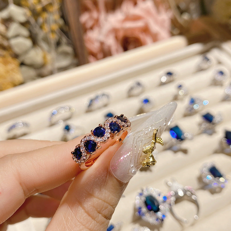 Blue corundum diopside colored treasure ring