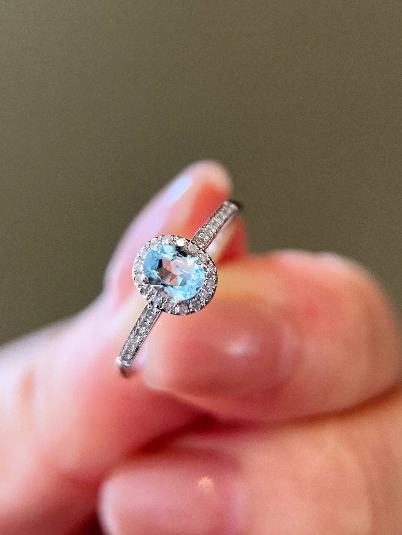 S925 sterling silver ring with full diamonds and moissanite stones