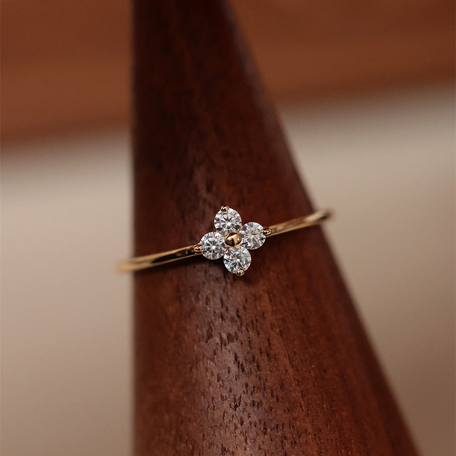 S925 silver, 18K gold, four-leaf clover with zircon, delicate ring.