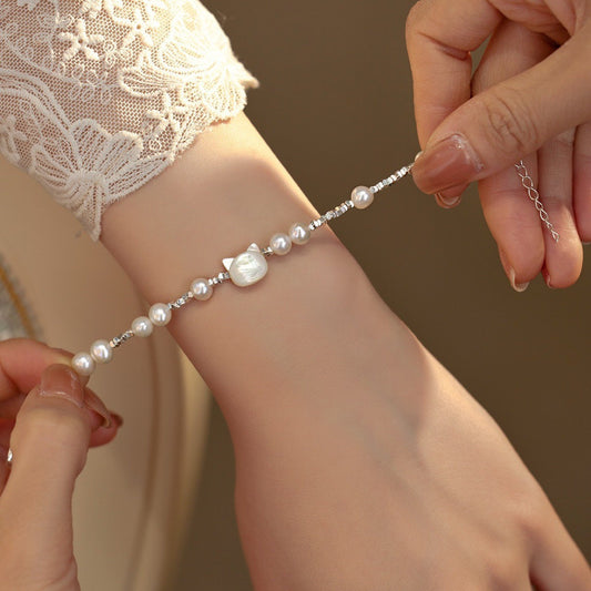 Cute cat freshwater pearl silver white Fritillaria bracelet