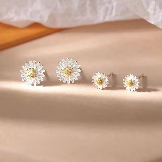 S925 sterling silver daisy earrings