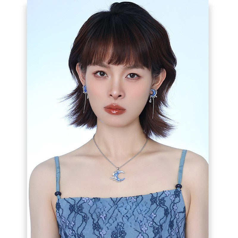 Blue moon necklace earrings