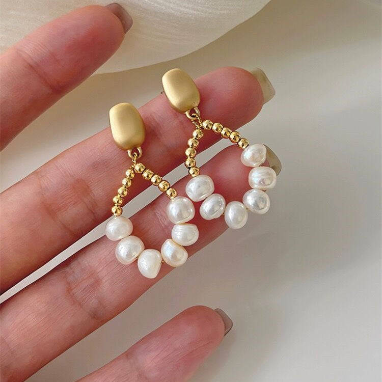 Freshwater pearl drop-shaped geometric earrings 925 silver needle