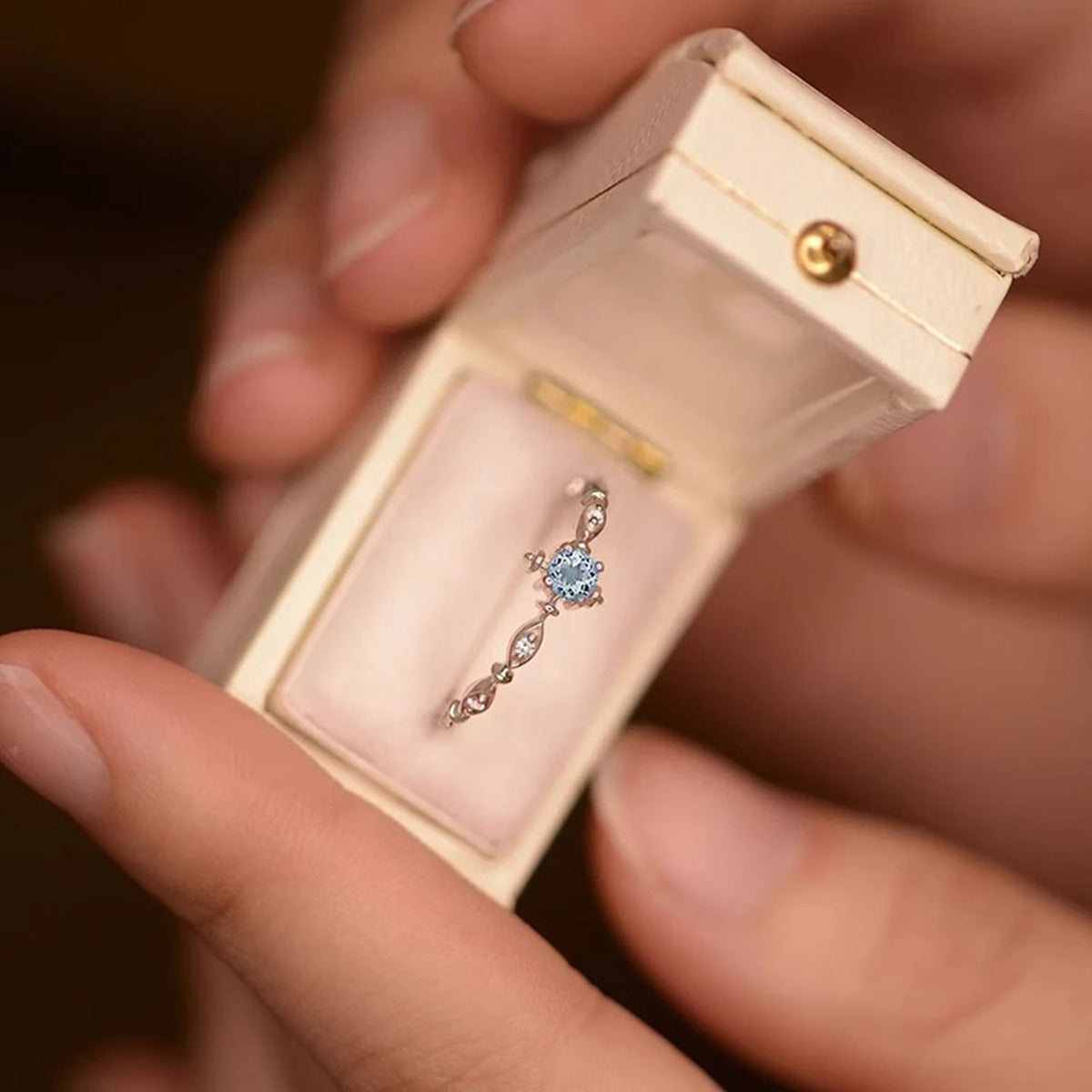 S925 sterling silver blue zircon snowflake ring