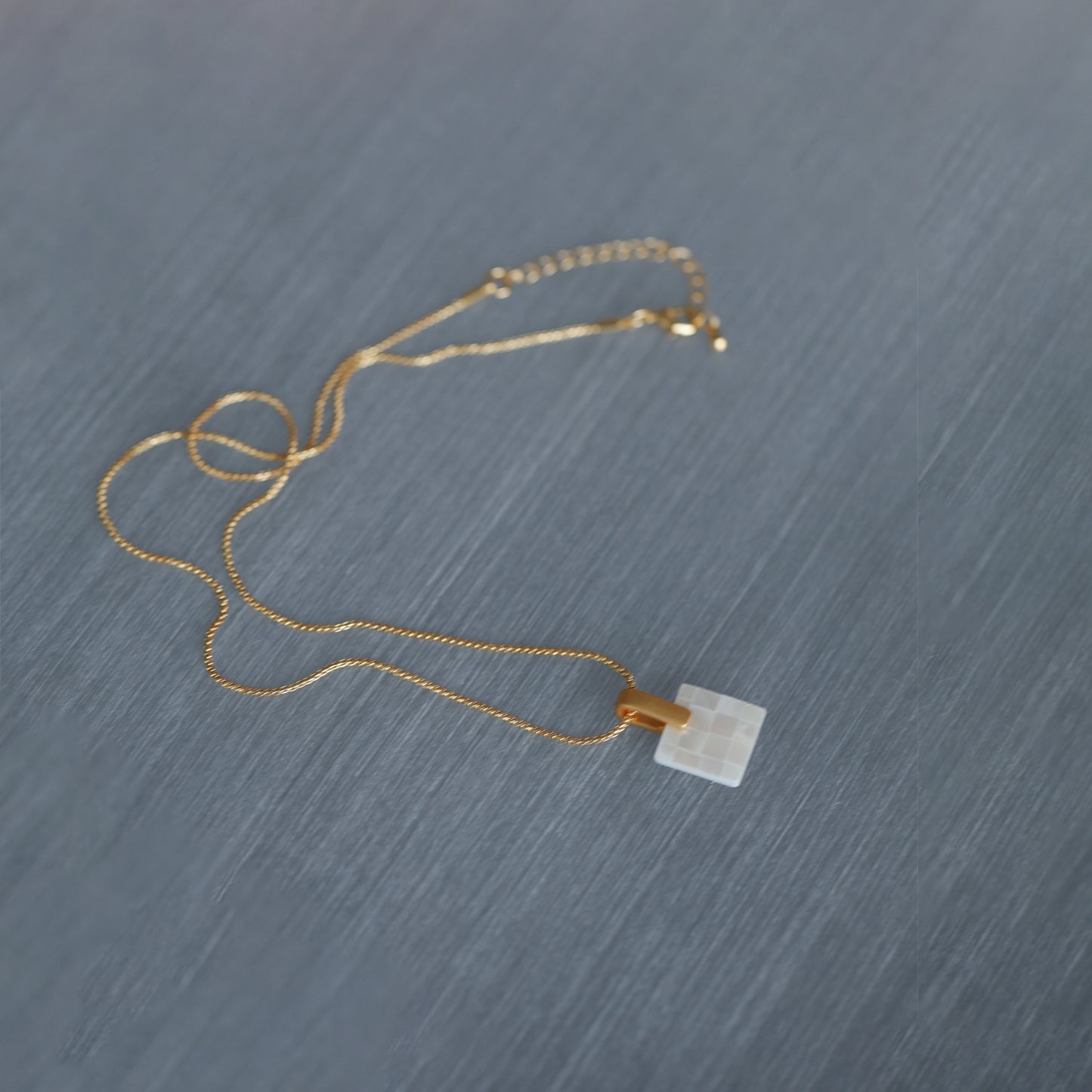 S925 silver needle high-quality stitching white shell necklace earrings set