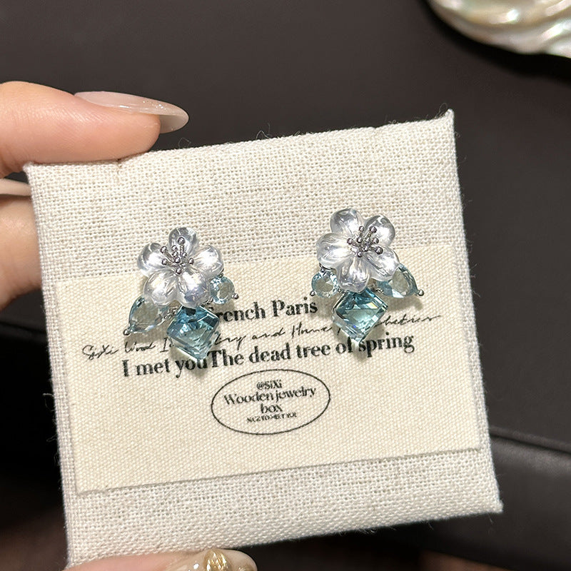 Blue flower cube rhinestone earrings
