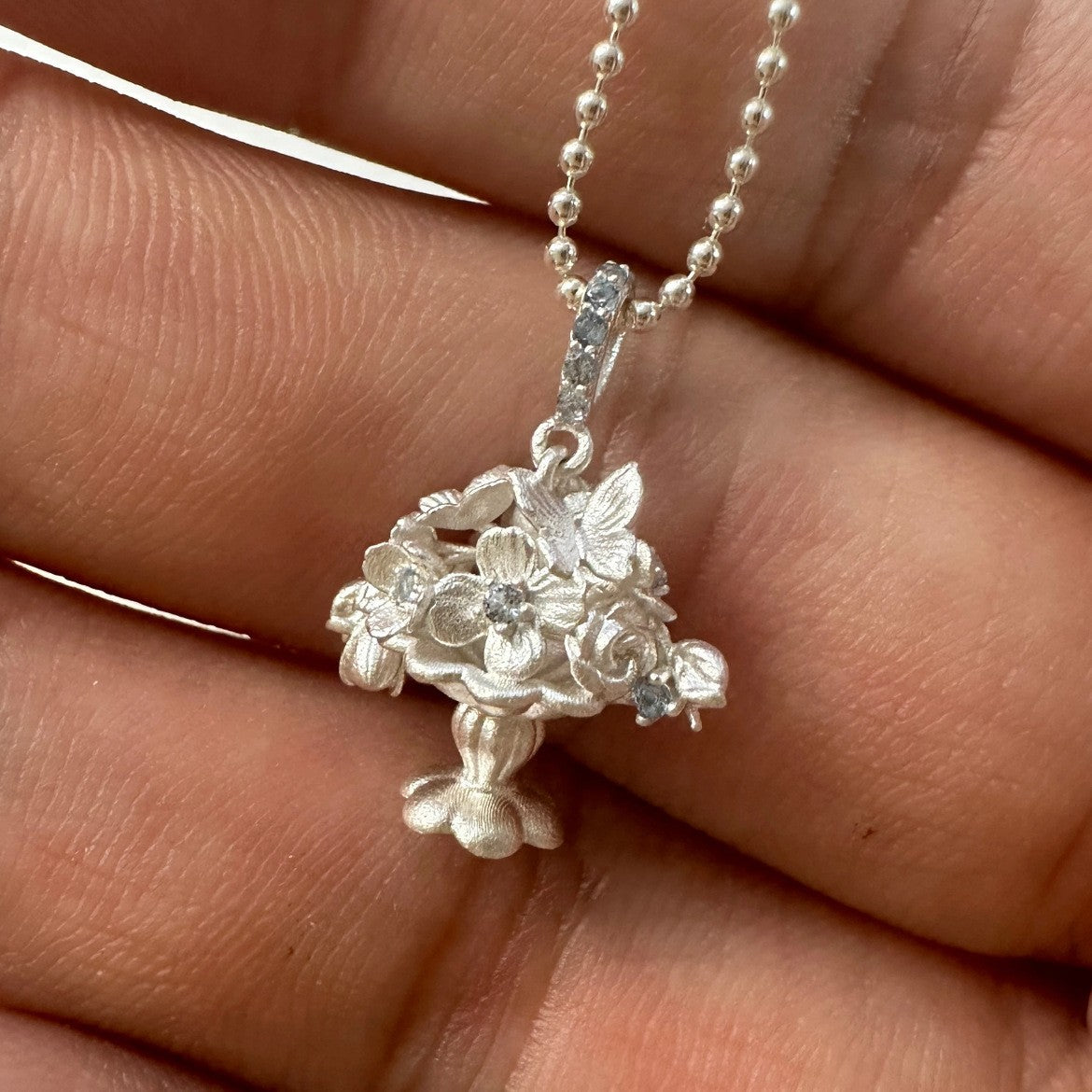 S925 Silver Small Flower Bed Necklace For Women, Inlaid Cubic Zirconia