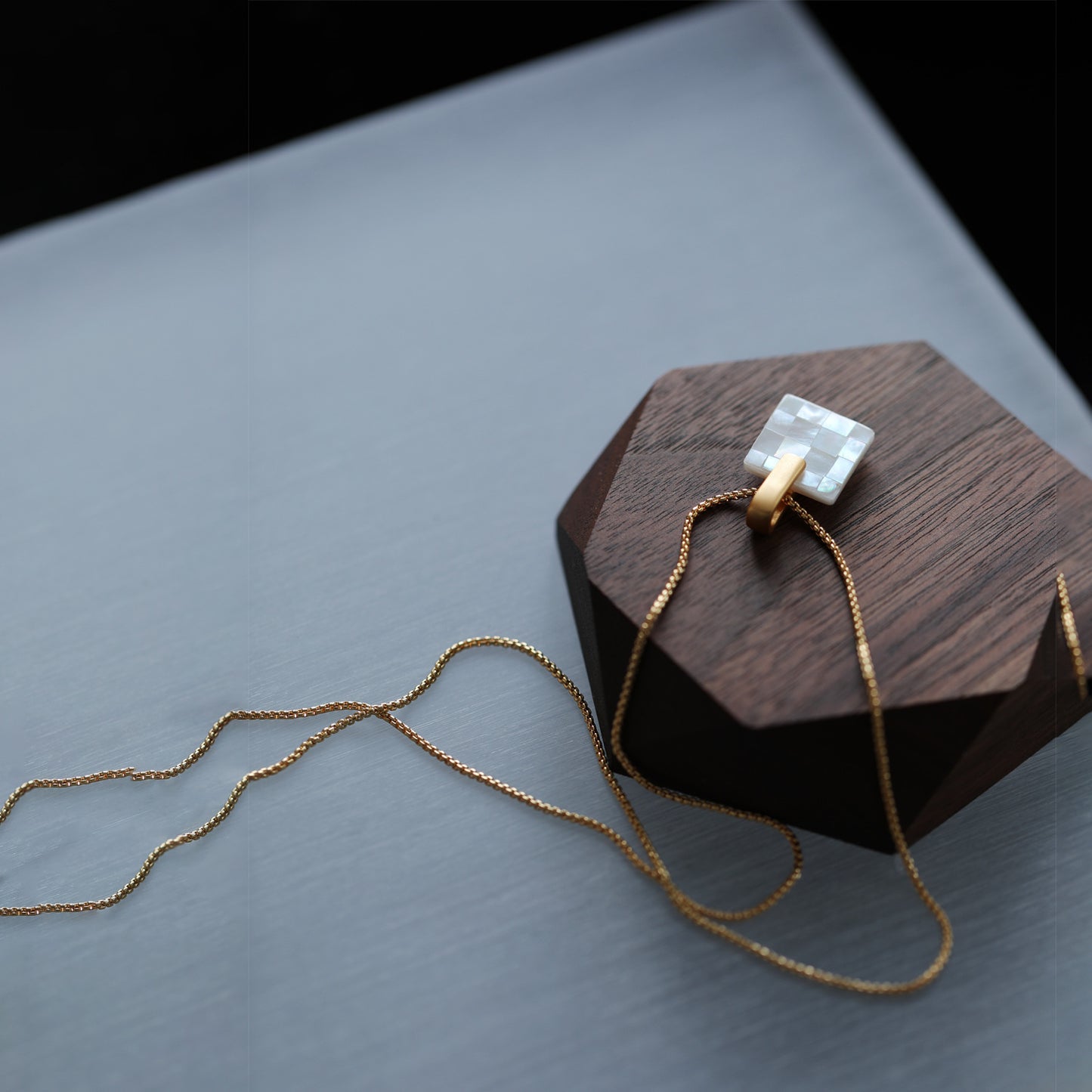 S925 silver needle high-quality stitching white shell necklace earrings set