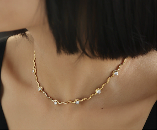 Zircon Embellished Irregular Chain Necklace