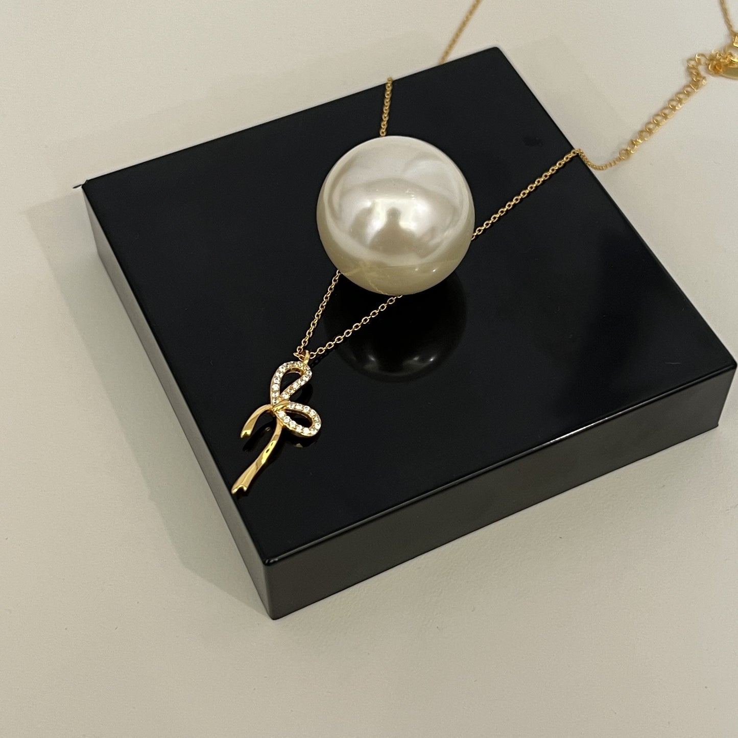 S925 Sterling Silver Bow Pendant Necklace with Rhinestones