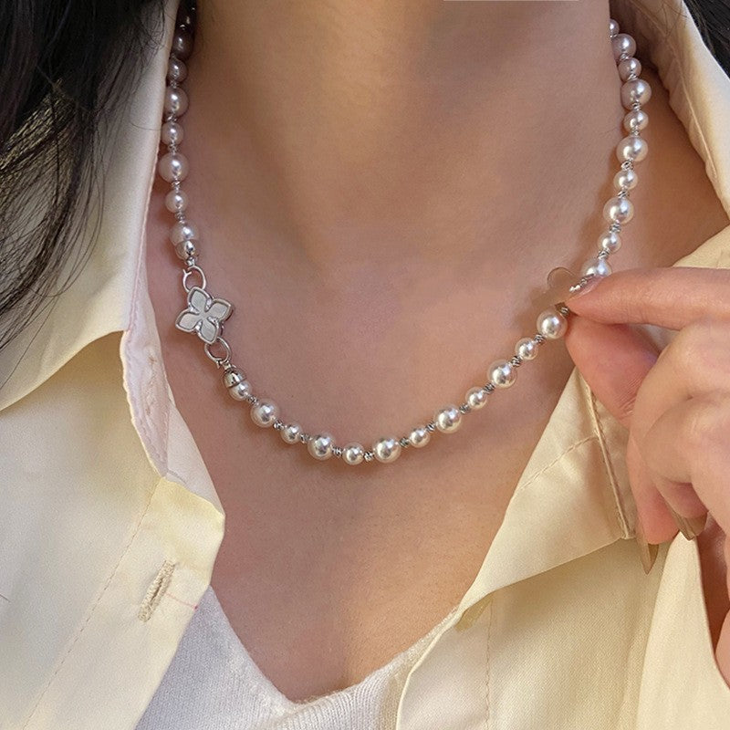 Swarovski pearls necklace