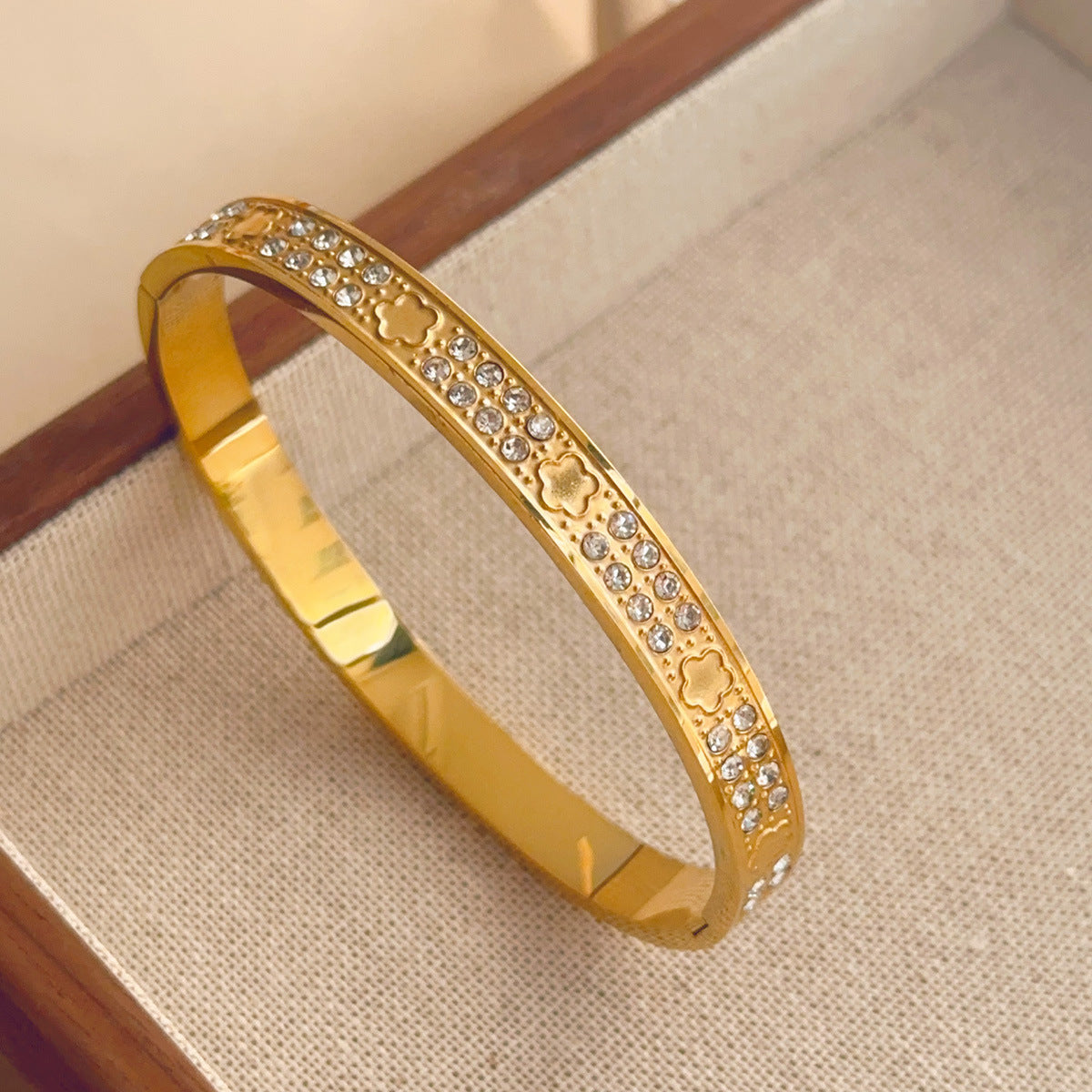 titanium steel bracelet non-fading