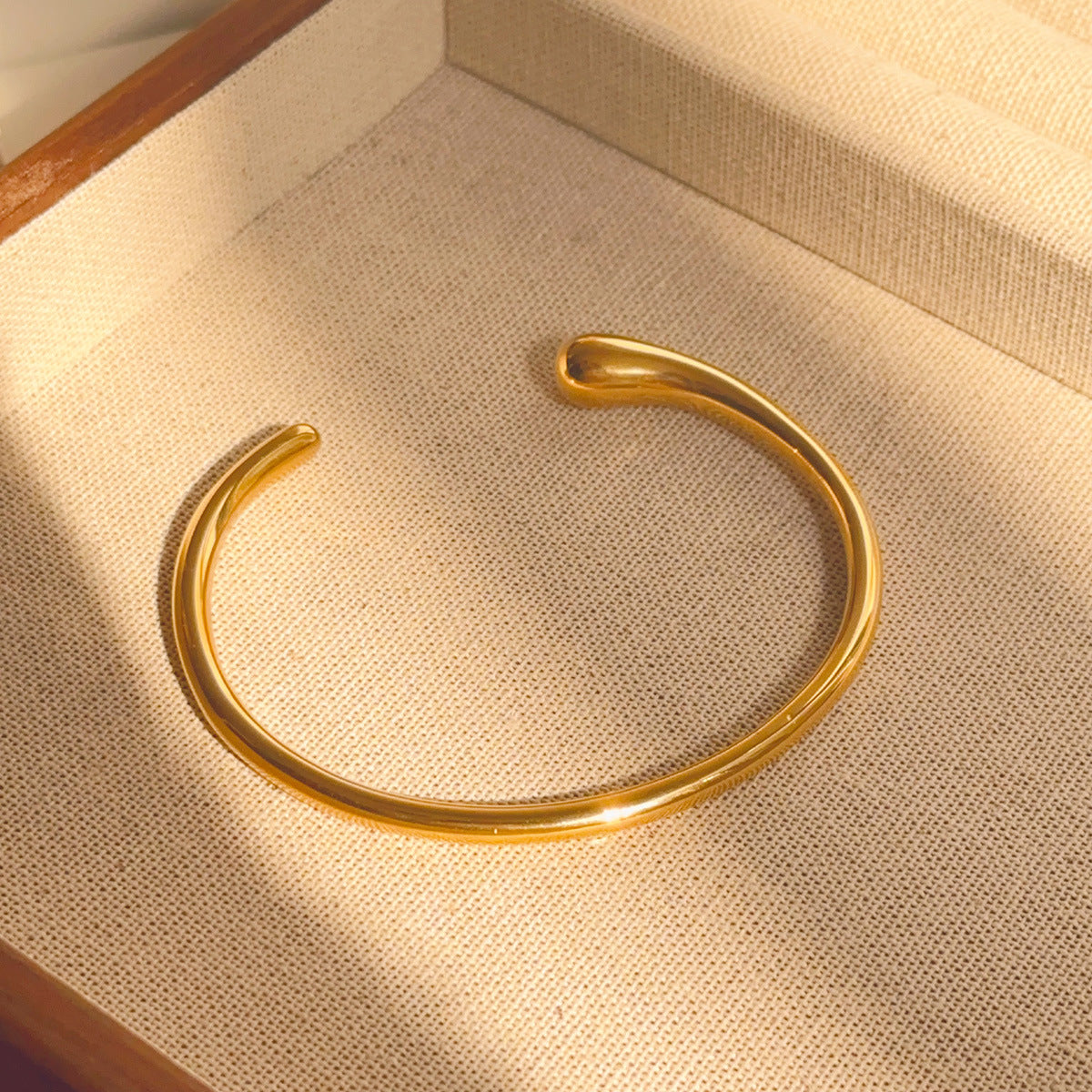 titanium steel bracelet non-fading