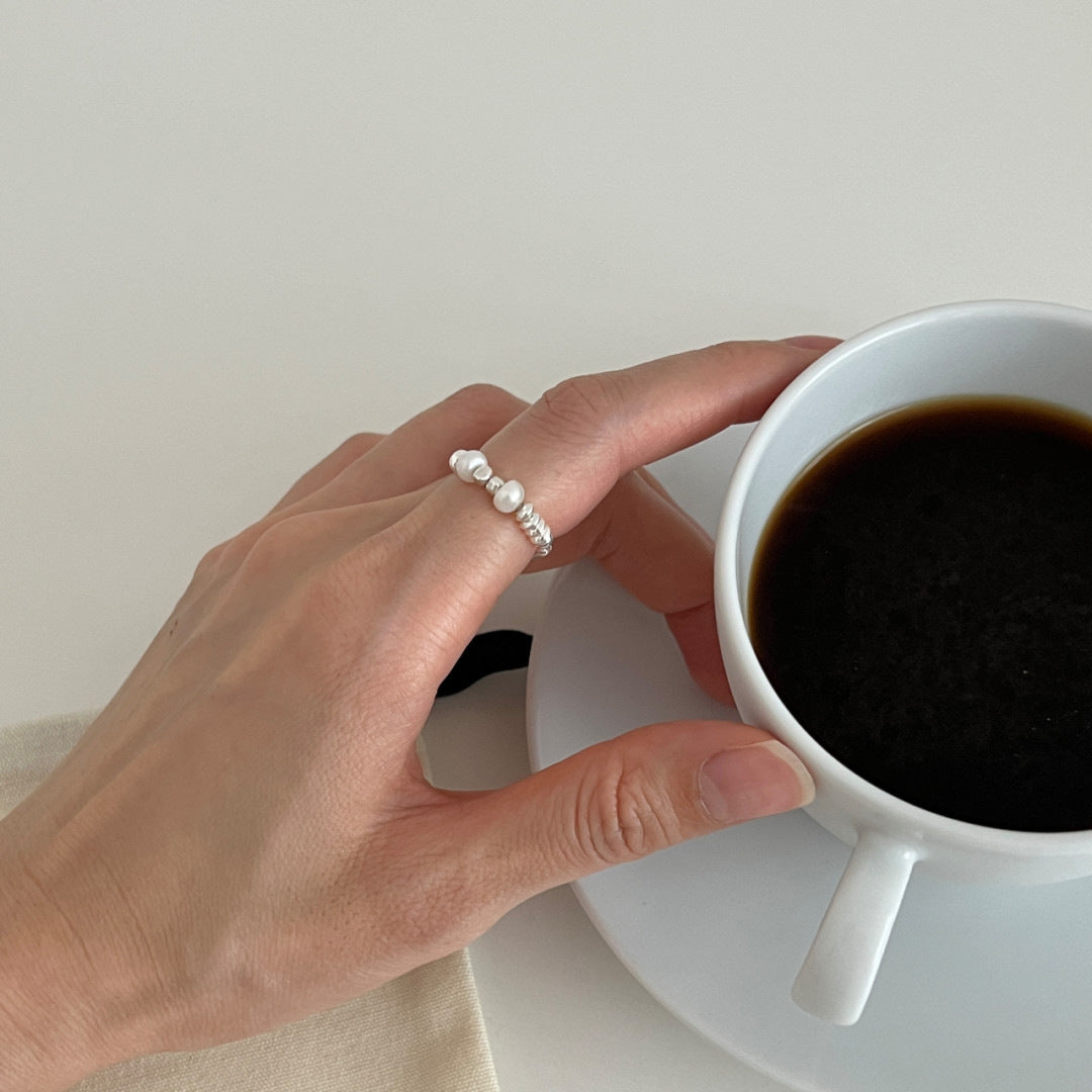 S925 Sterling Silver Freshwater Pearl Broken Silver Ring