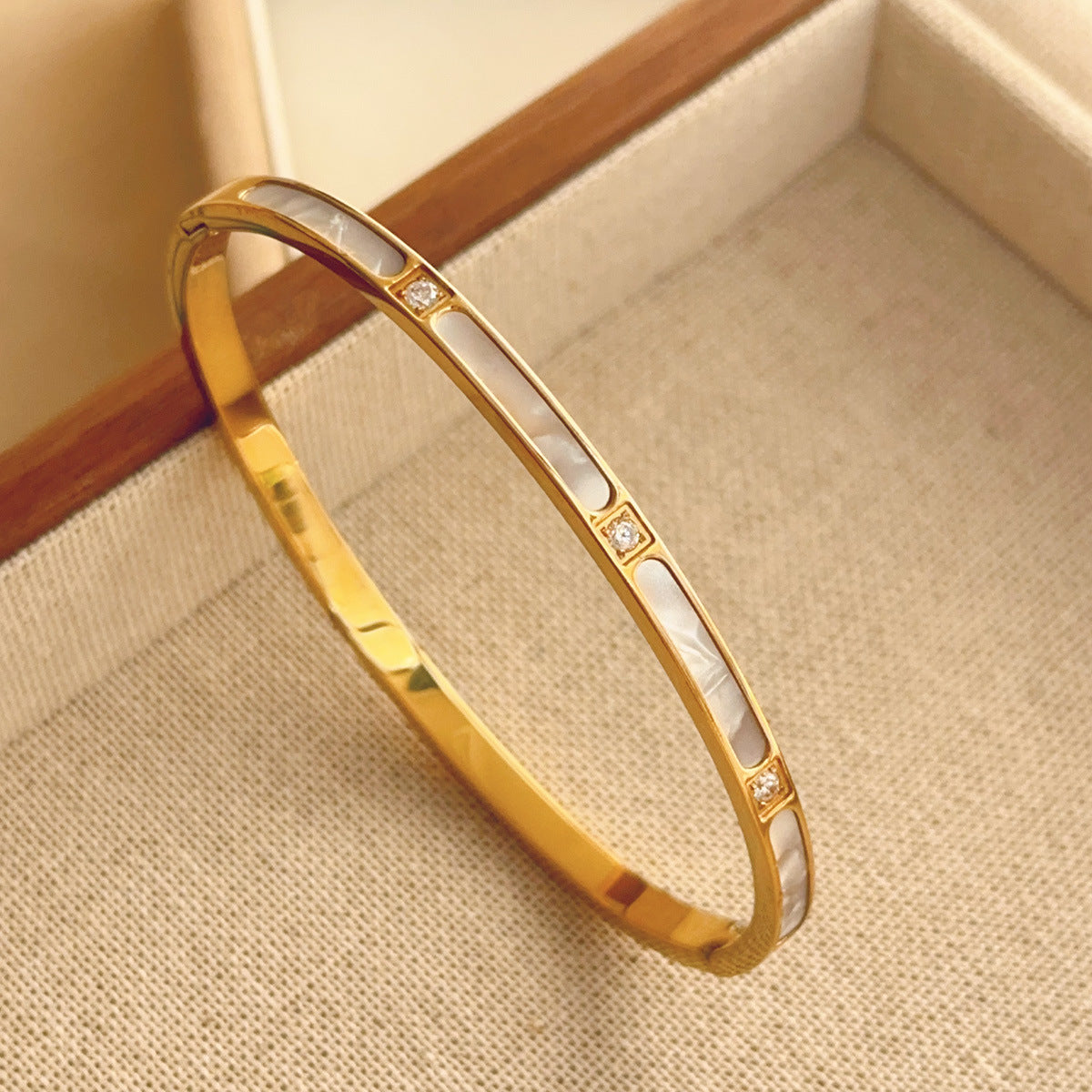 titanium steel bracelet non-fading