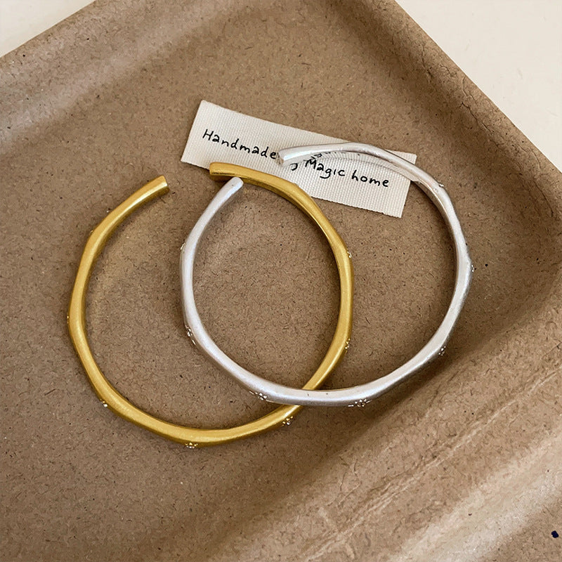 سوار نجمة الزركون