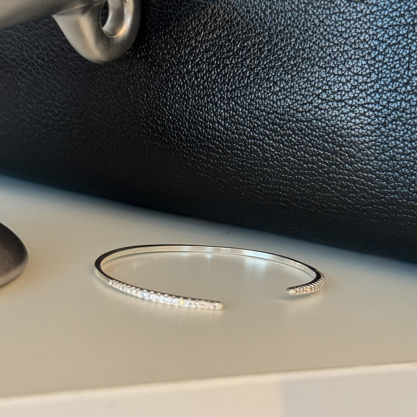 Overlapping and wearing micro-inlaid fine-row agate bracelet