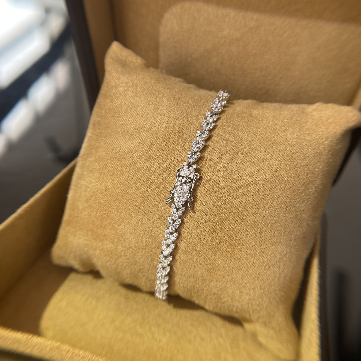 925 Sterling Silver Light Luxury Full Diamond Gold Color Inlaid High Carbon Diamond Bracelet