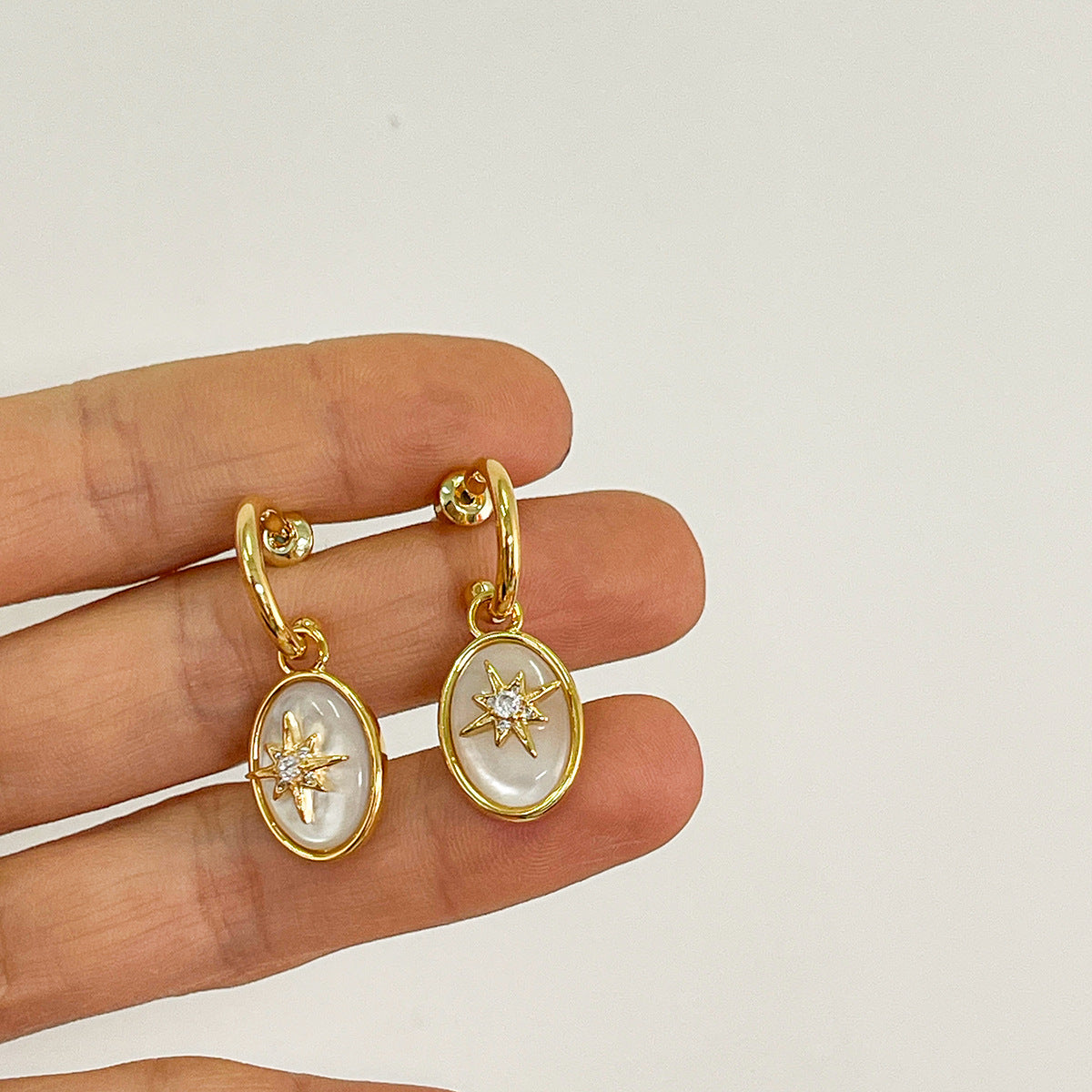 Belly Eight Star Earnail Earrings