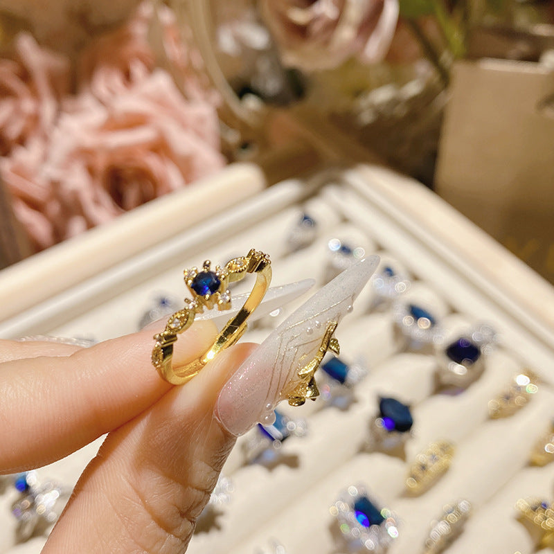 Blue corundum diopside colored treasure ring