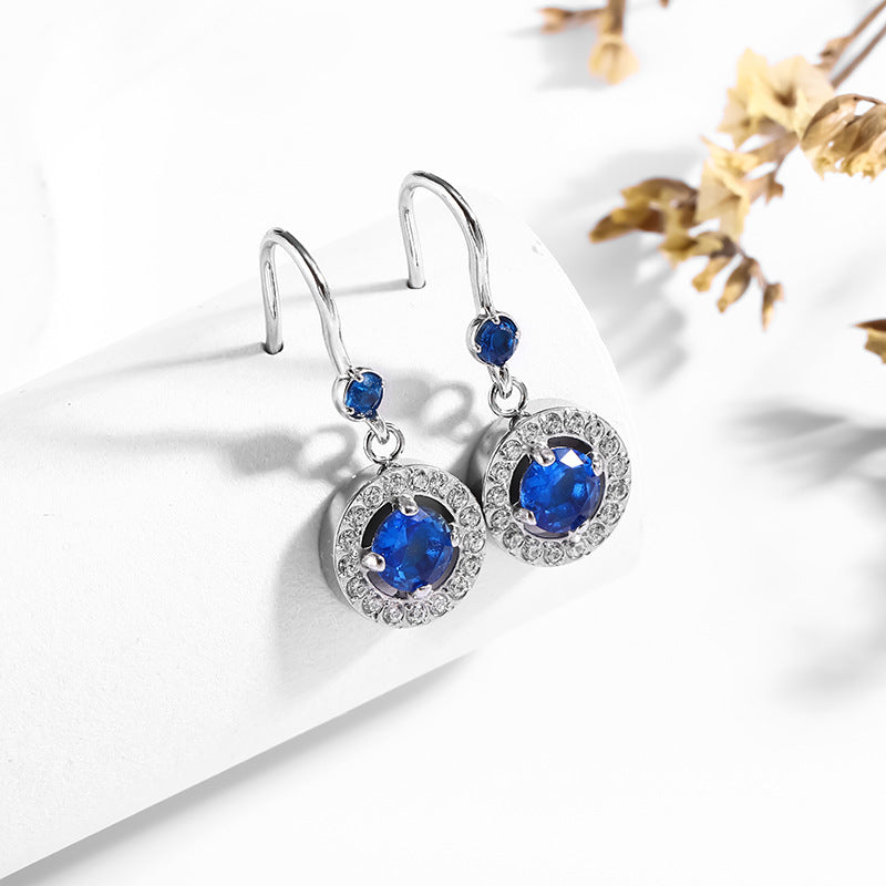 أقراط من الفولاذ المقاوم للصدأ عيار 18 قيراطًا مرصعة بالزركون، مصنوعة من الذهب والتيتانيوم