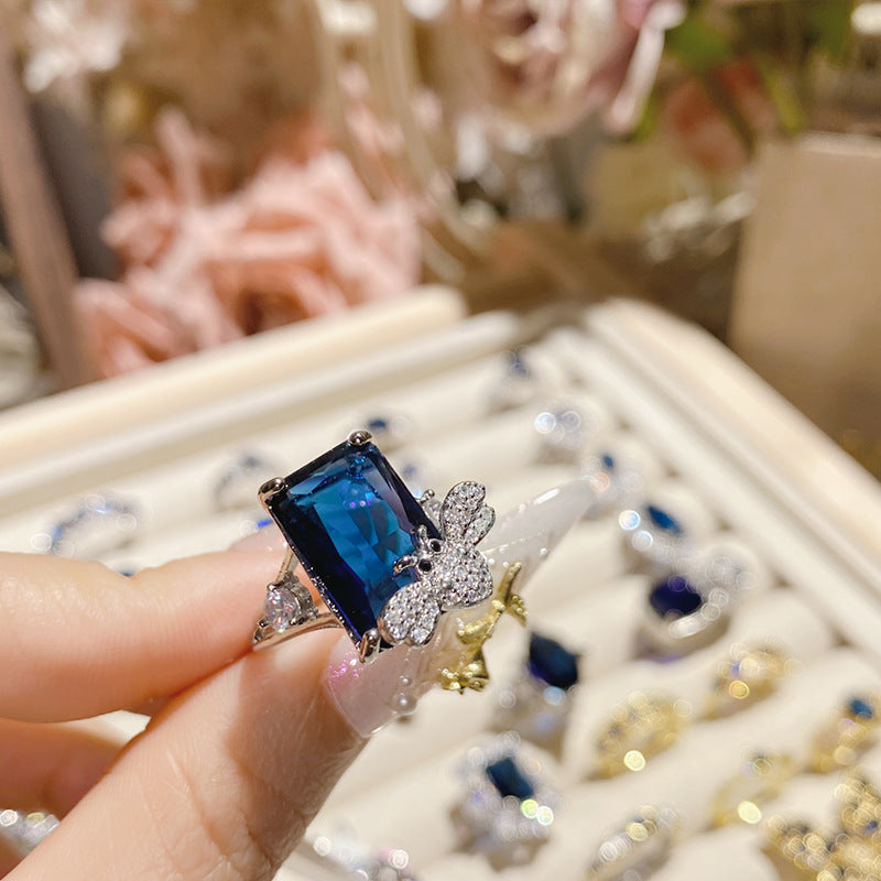 Blue corundum diopside colored treasure ring