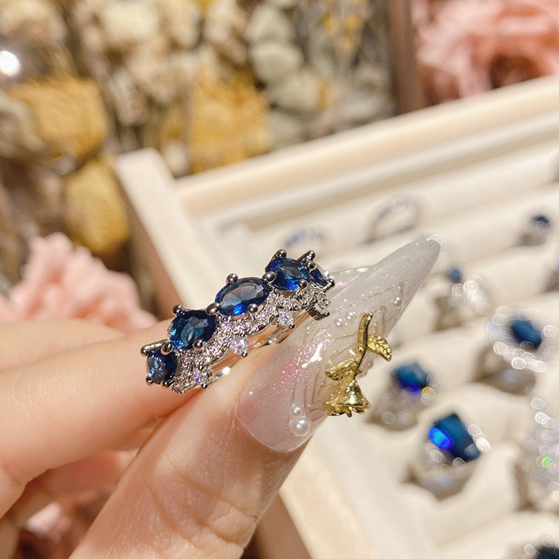 Blue corundum diopside colored treasure ring