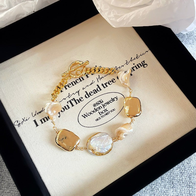 Copper plated 18k gold natural pearl bracelet does not fade.