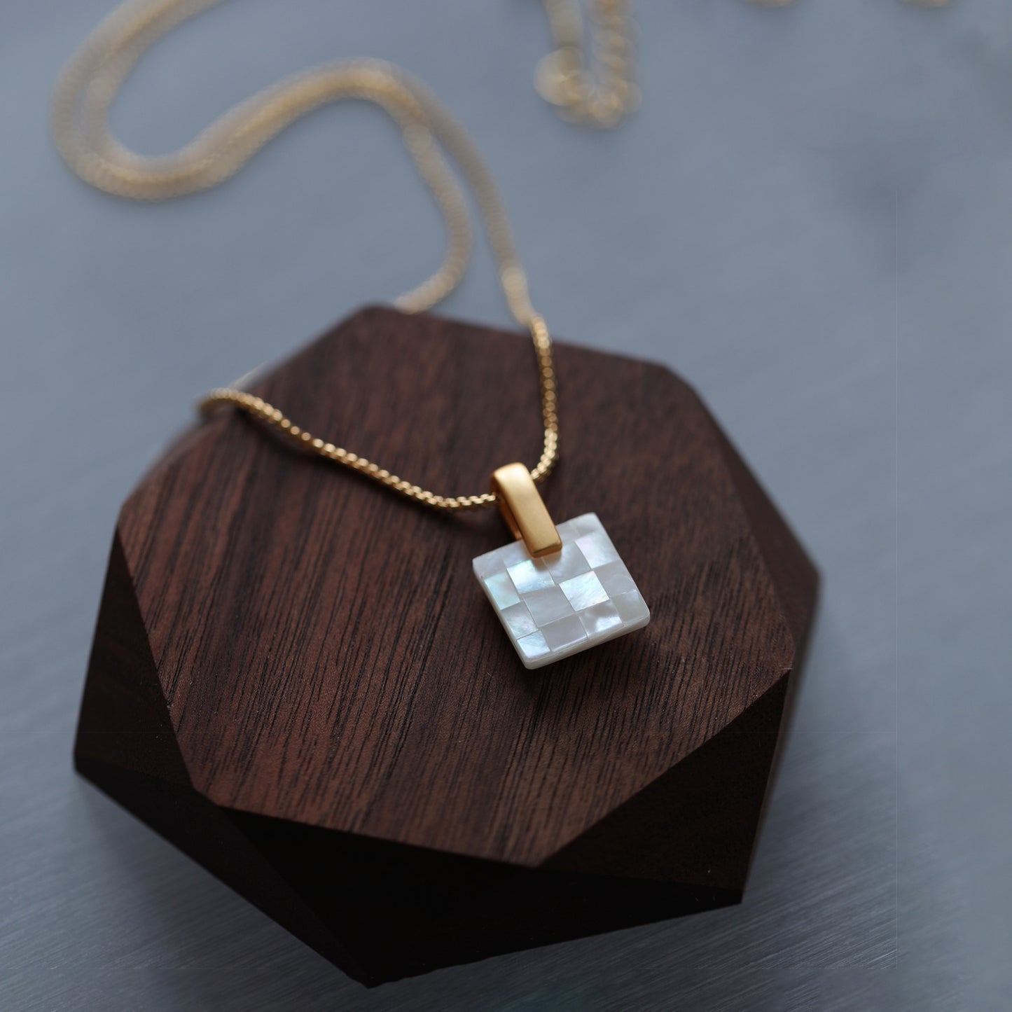 S925 silver needle high-quality stitching white shell necklace earrings set