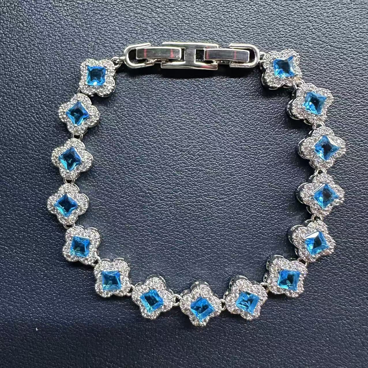 真鍮ジルコンブレスレット