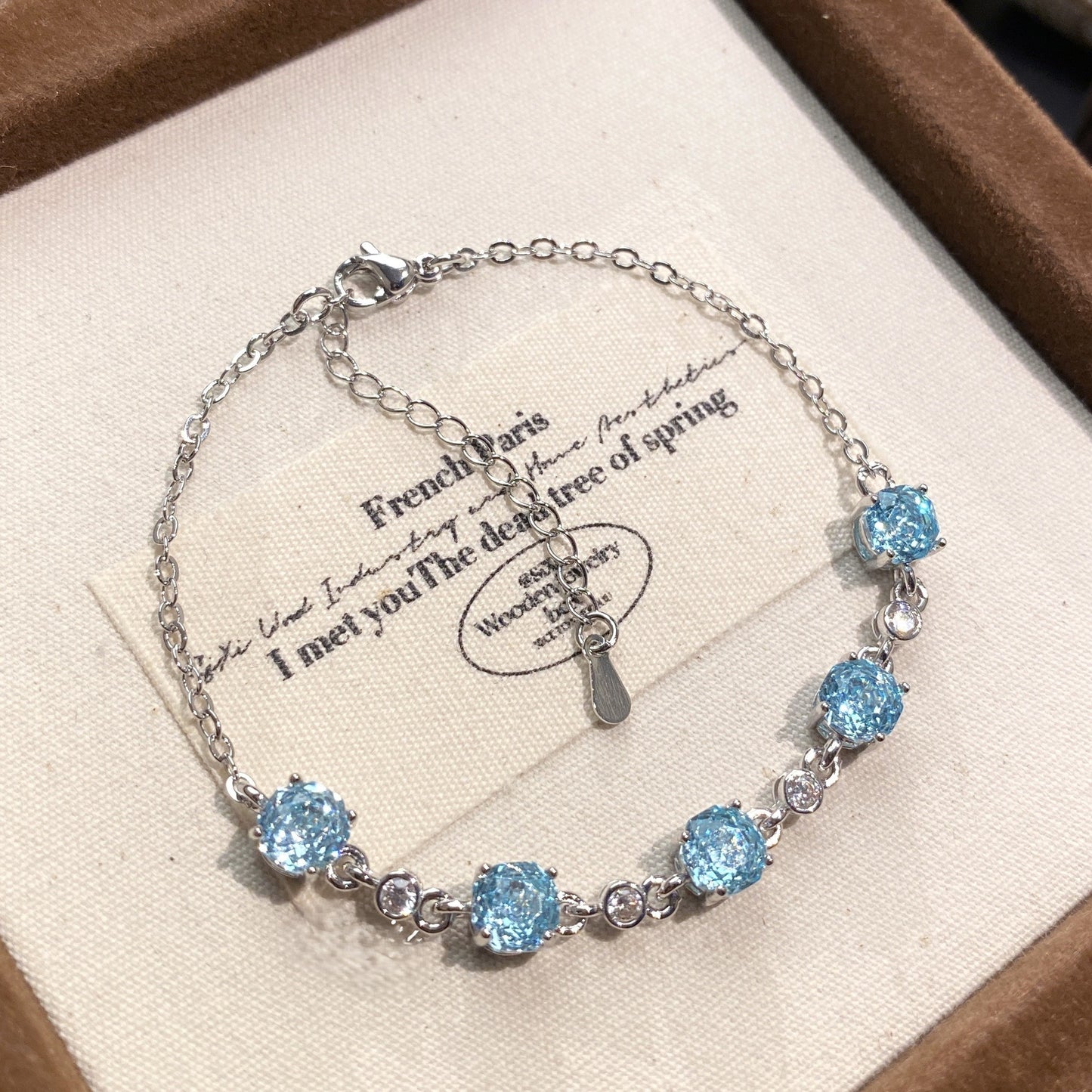 Octagonal rose diamond bracelet inlaid with high carbon diamond.