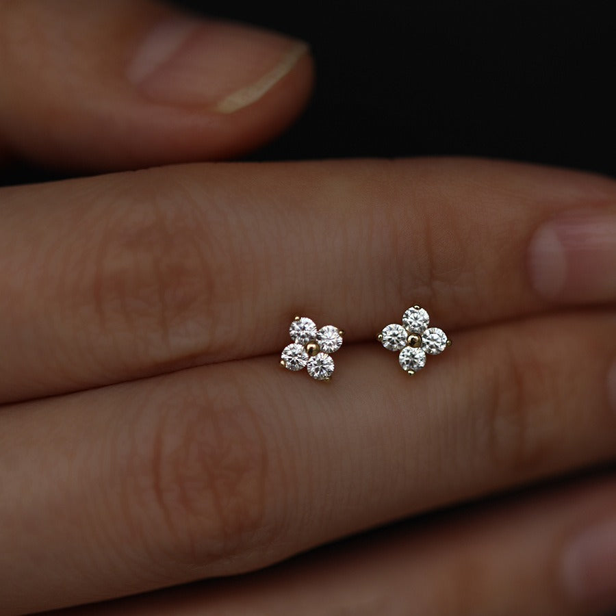 S925 silver-plated 18K gold lucky four-leaf clover mini ultra-small earrings