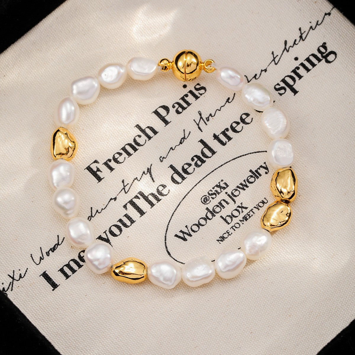 Copper plated 18k gold natural pearl bracelet does not fade.