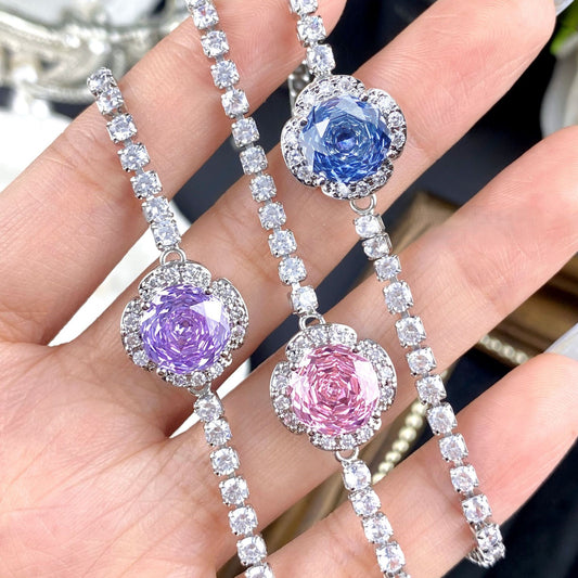 Octagonal rose Chetansang blue flower bracelet inlaid with high carbon diamond.