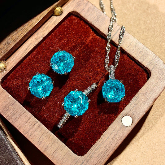 Roses inlaid with high carbon diamond colorful diamond necklace earrings ring set