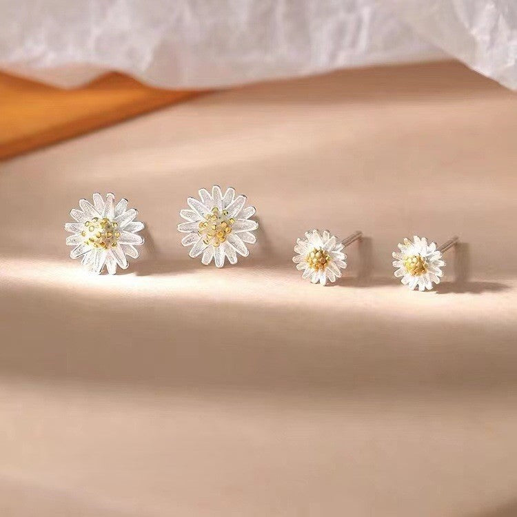 S925 sterling silver daisy earrings