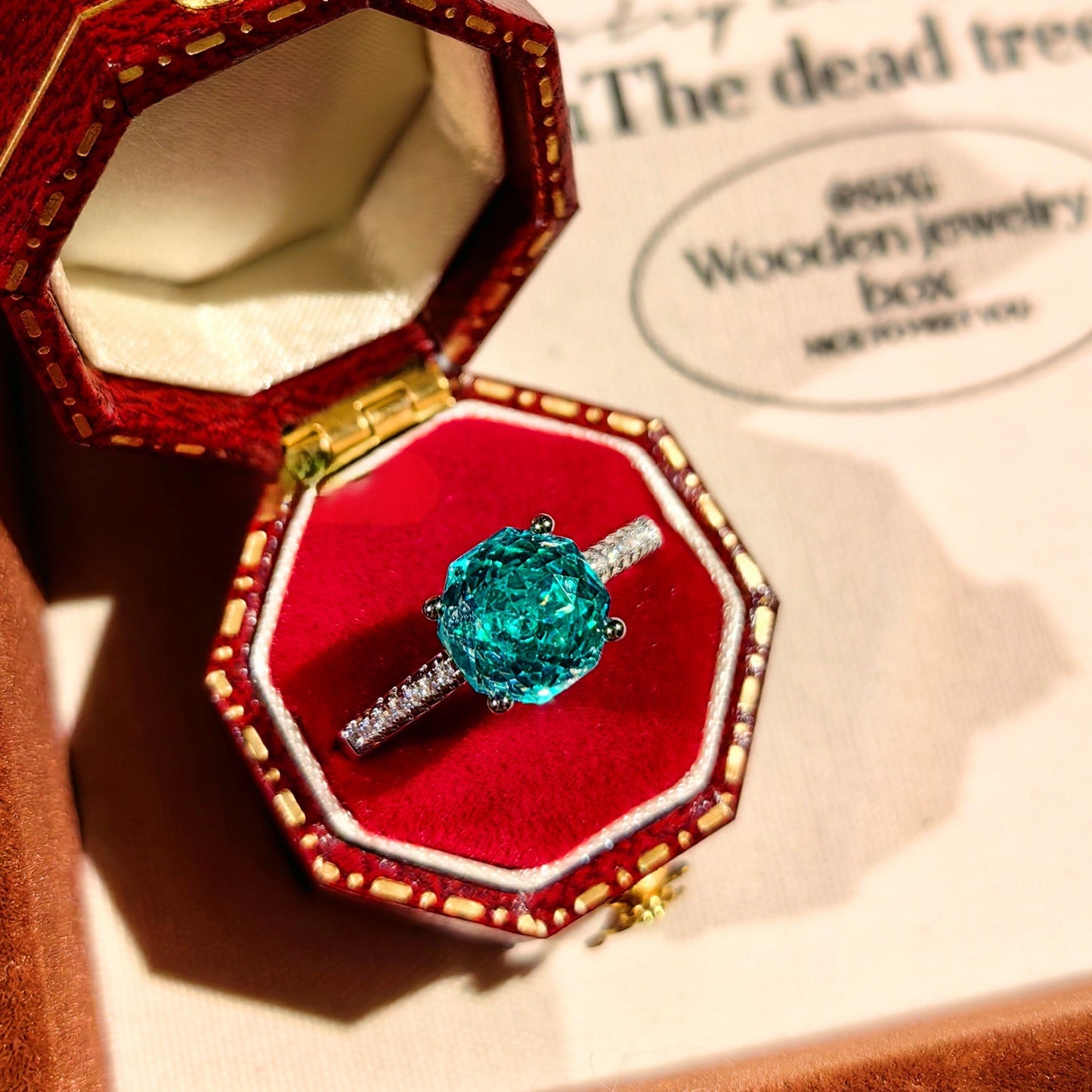 Roses inlaid with high carbon diamond colorful diamond necklace earrings ring set