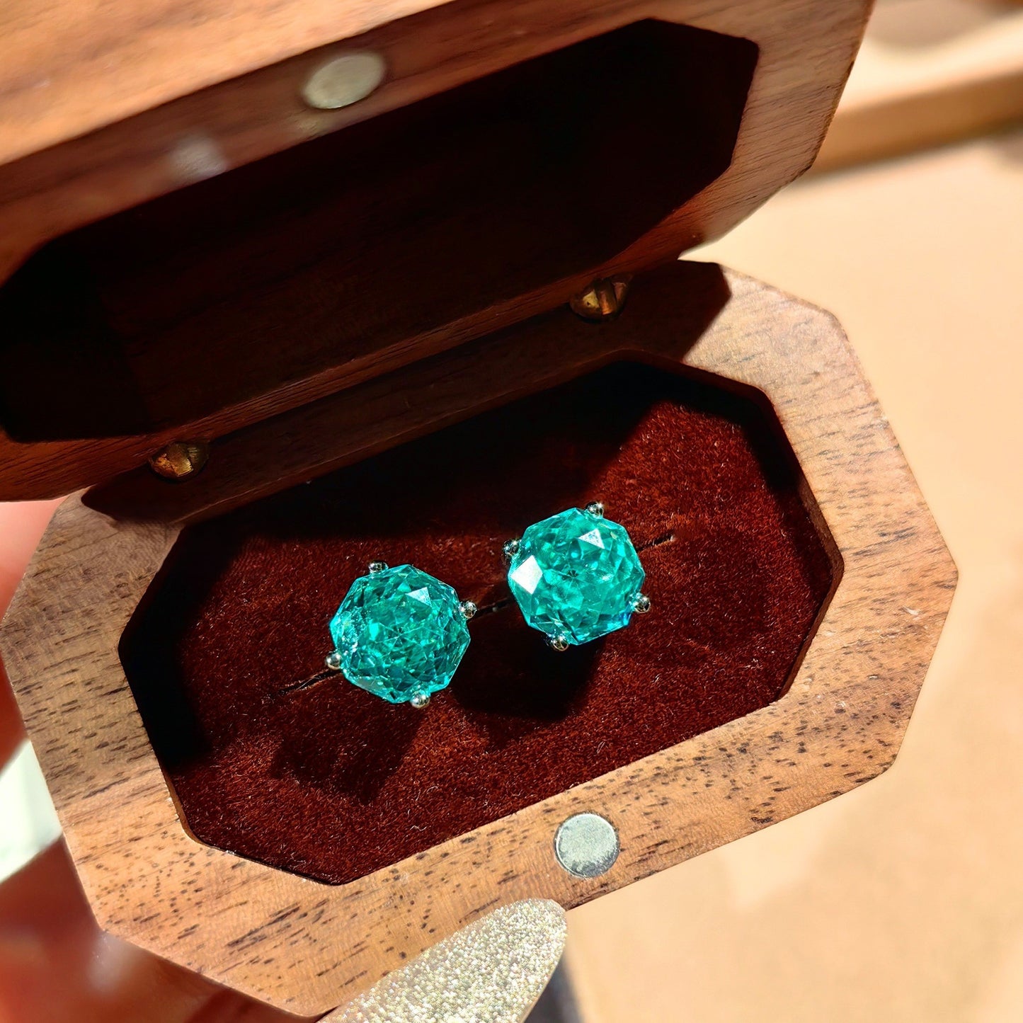 Roses inlaid with high carbon diamond colorful diamond necklace earrings ring set