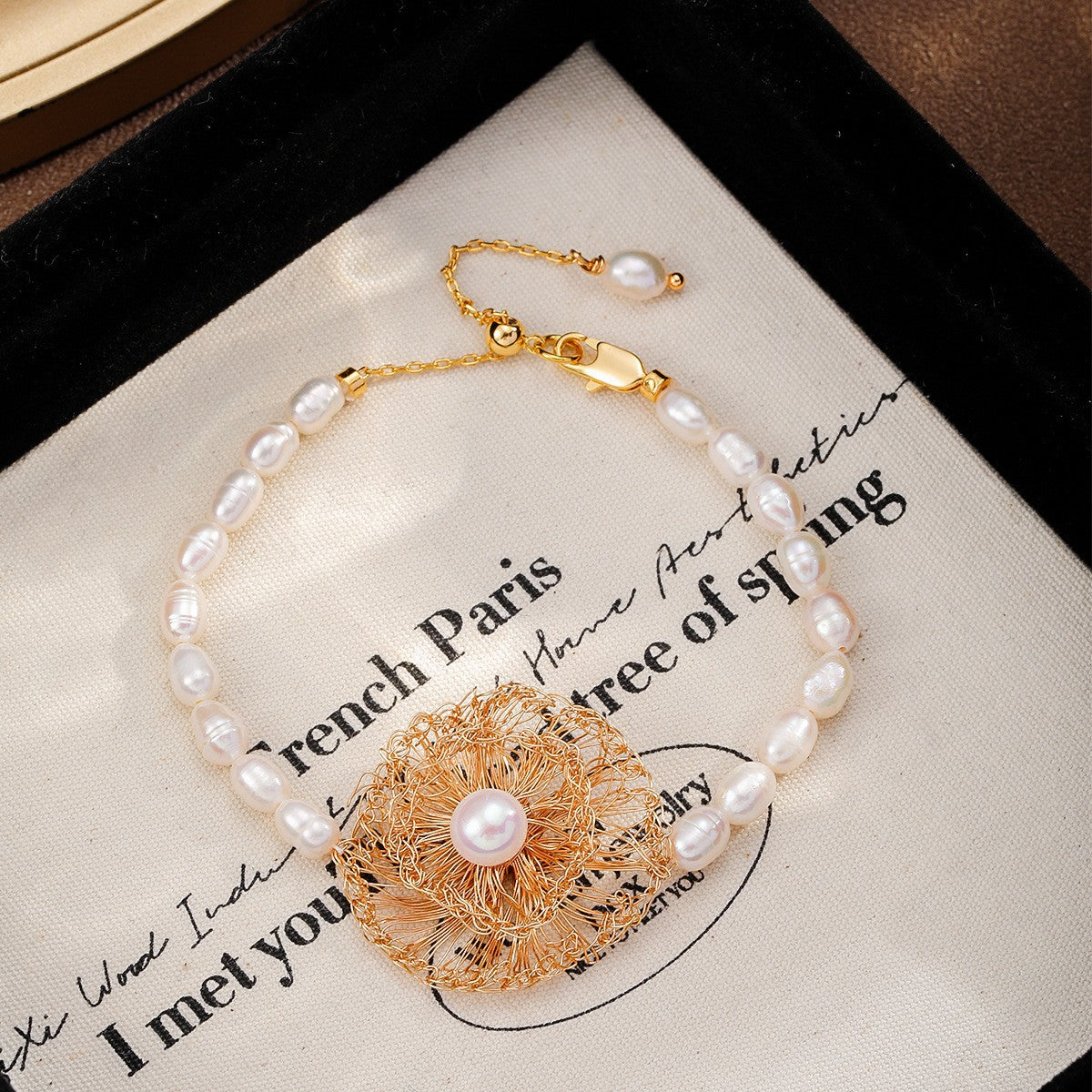 Copper plated 18k gold natural pearl bracelet does not fade.