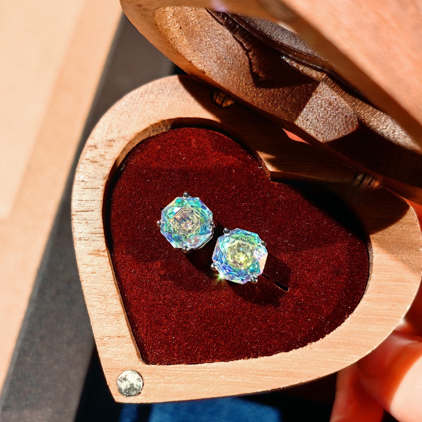 Roses inlaid with high carbon diamond colorful diamond necklace earrings ring set