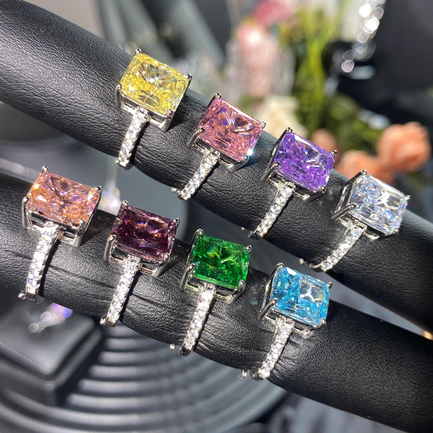 High-carbon diamond gold electroplating ring with adjustable opening