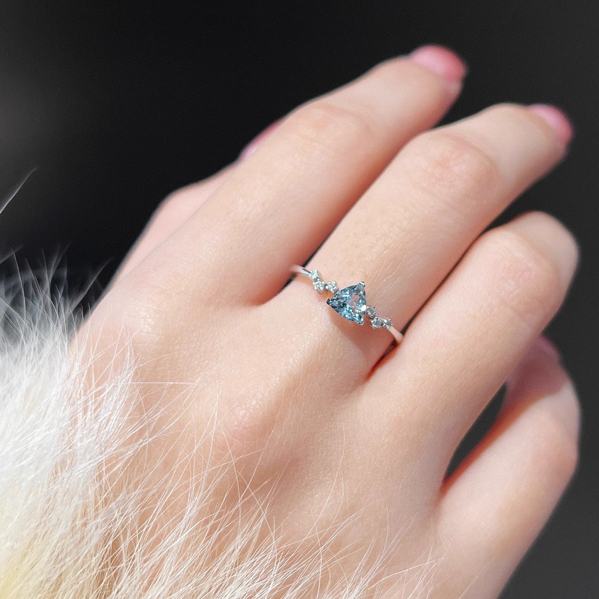 S925 Sterling Silver Fat Triangle Sea Blue Zirconium Star Ring