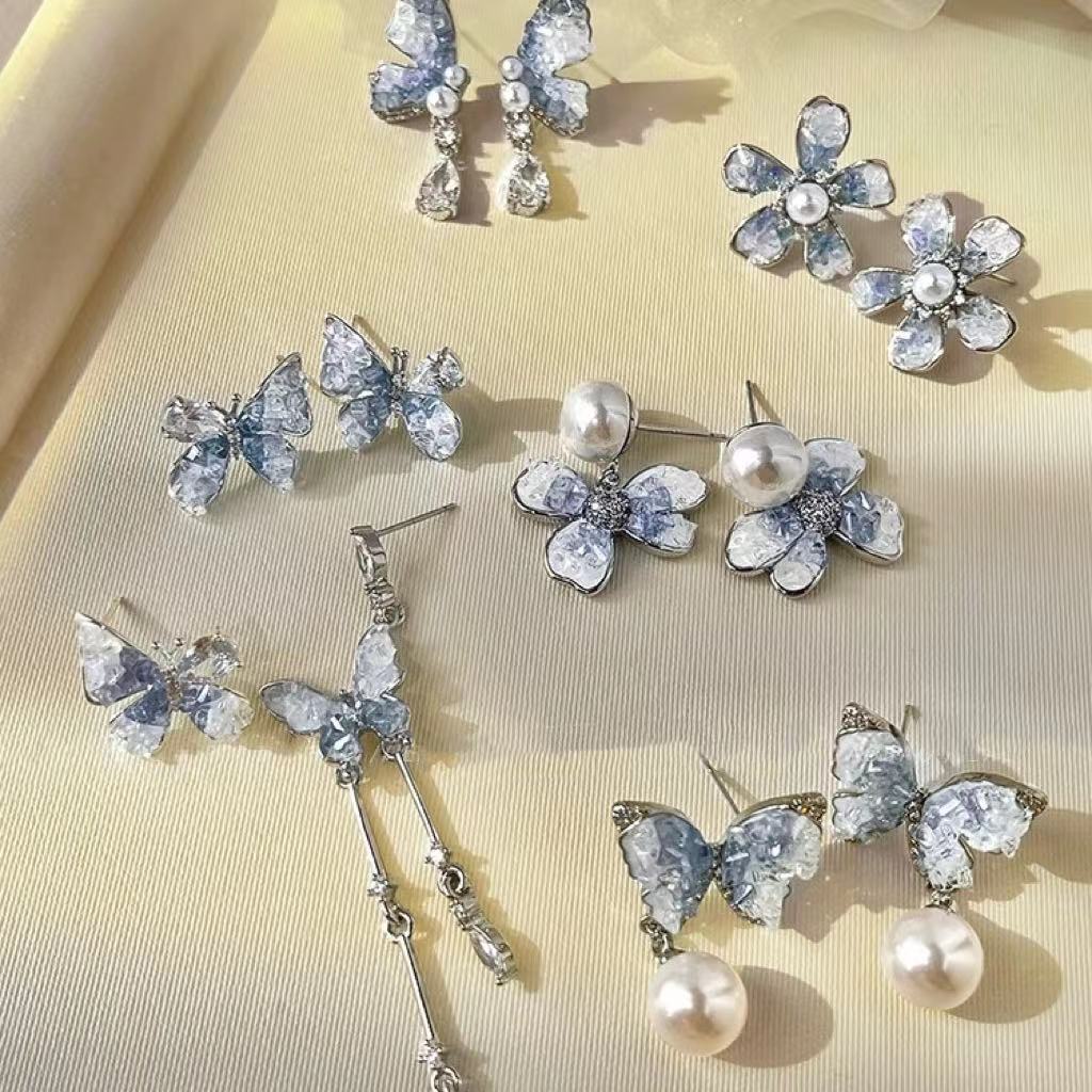 Silver needle gradient blue butterfly flower earrings