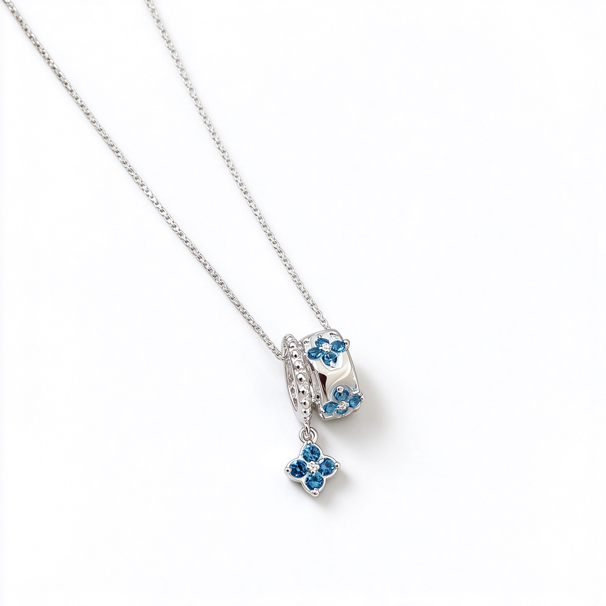 S925 Sterling Silver Paraiba Green Circle Clover Necklace