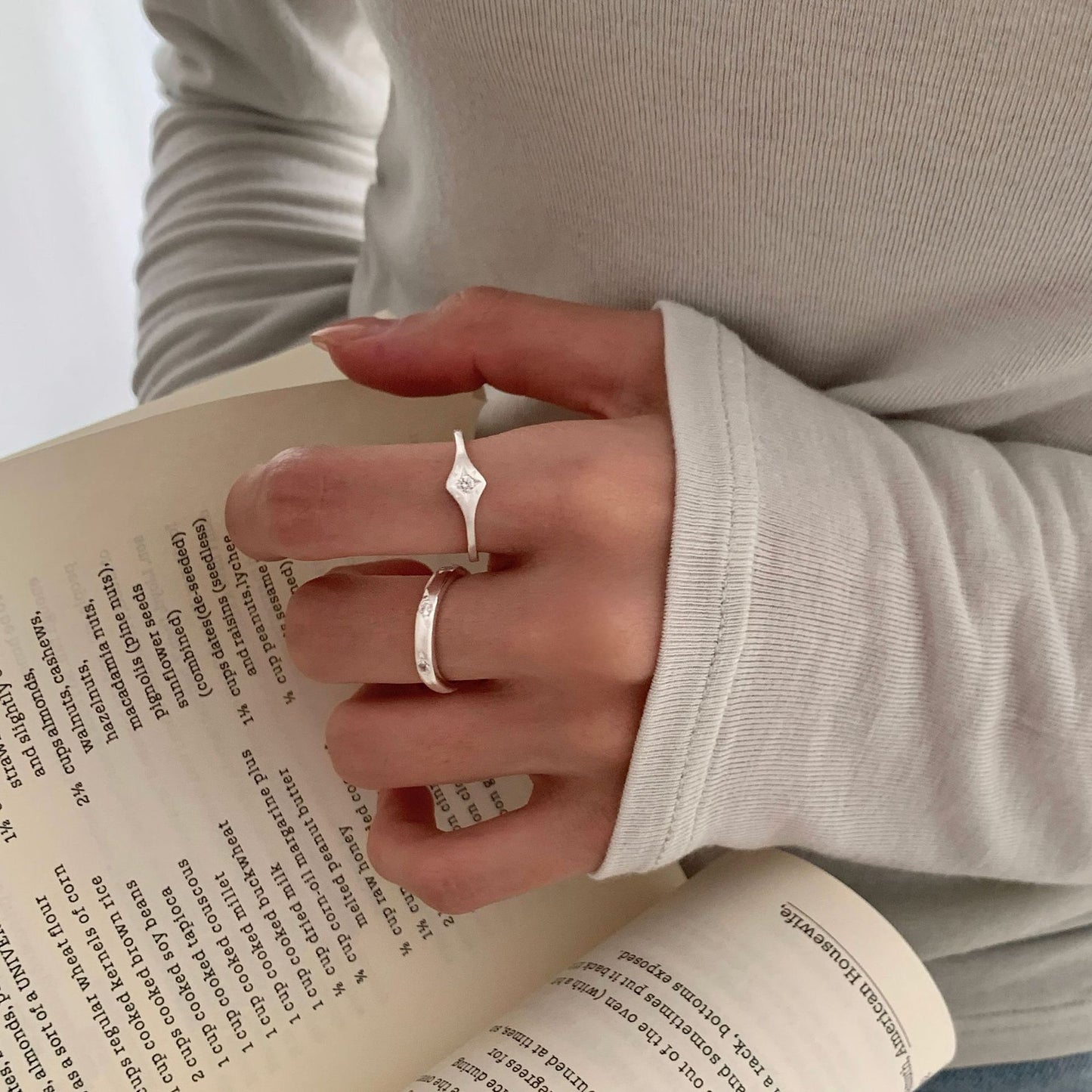 S925 sterling silver matte brushed eight-star flashing zirconium ring