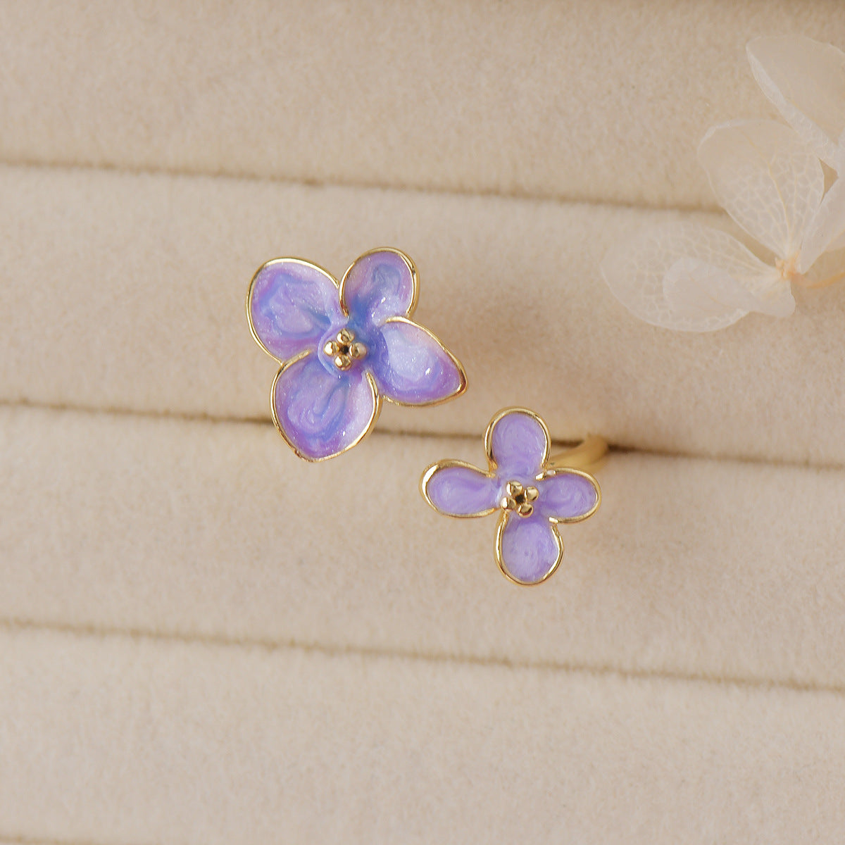 Purple flower dripping zircon butterfly opening ring