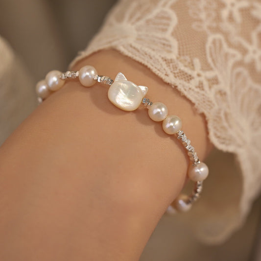 Cute cat freshwater pearl silver white Fritillaria bracelet