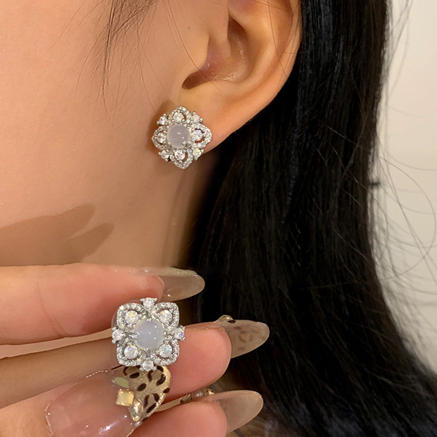 Silver needle zircon flower earrings